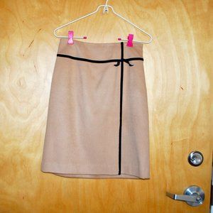 Ann Taylor LOFT Camel wool skirt with Black Bow 0